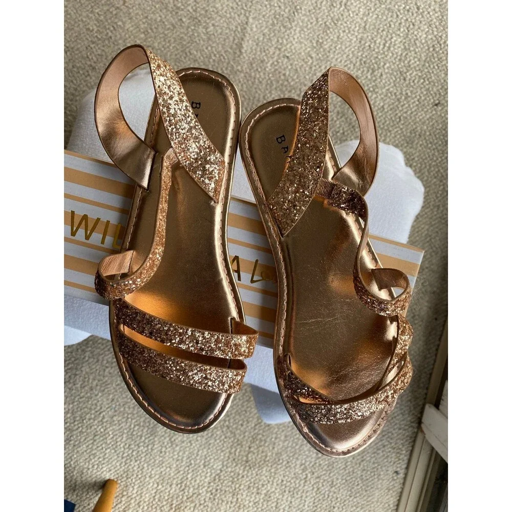 Women's Sandal Rose gold glittery Sandal with back straps for extra grip 8.5 NWT